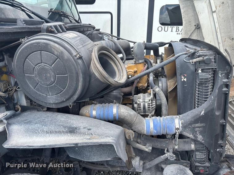 image for item YA0863 2003 Freightliner  FL112 grapple truck