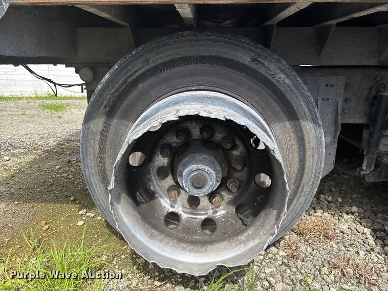 image for item YA0863 2003 Freightliner  FL112 grapple truck