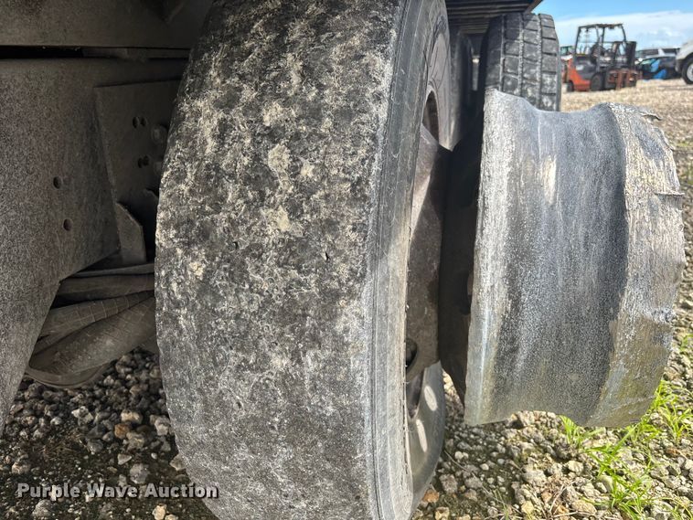 image for item YA0863 2003 Freightliner  FL112 grapple truck