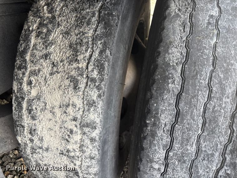 image for item YA0863 2003 Freightliner  FL112 grapple truck