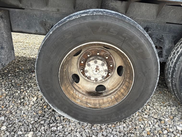 image for item YA0863 2003 Freightliner  FL112 grapple truck