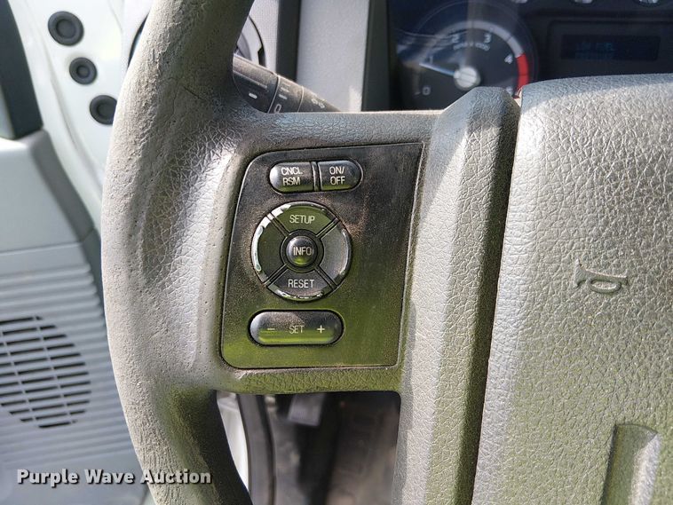 image for item YA1157 2016 Ford F550 Super Duty bucket truck