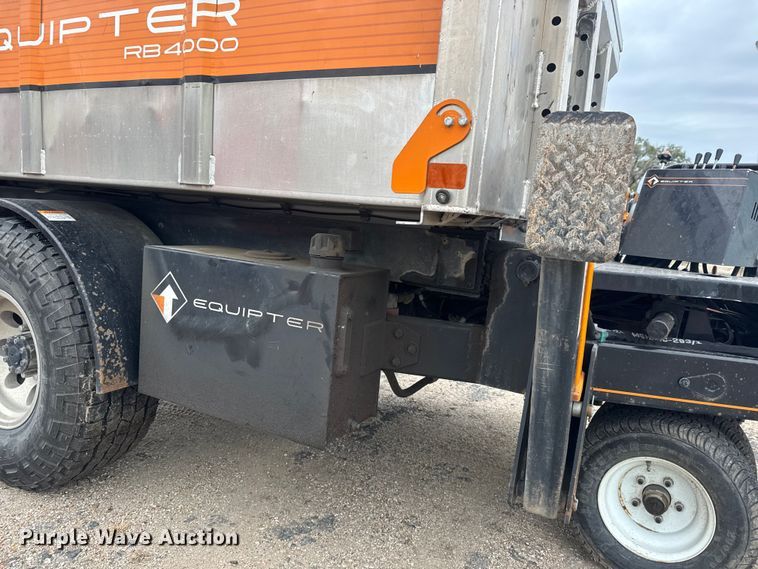 image for item YA1267 2019 Equipter RB4000 Dumper roofing debris trailer