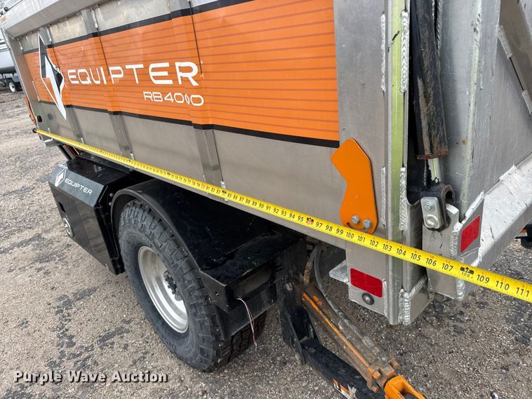 image for item YA1267 2019 Equipter RB4000 Dumper roofing debris trailer