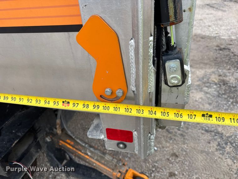 image for item YA1267 2019 Equipter RB4000 Dumper roofing debris trailer