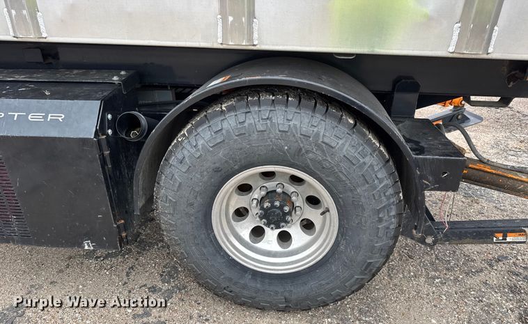 image for item YA1267 2019 Equipter RB4000 Dumper roofing debris trailer