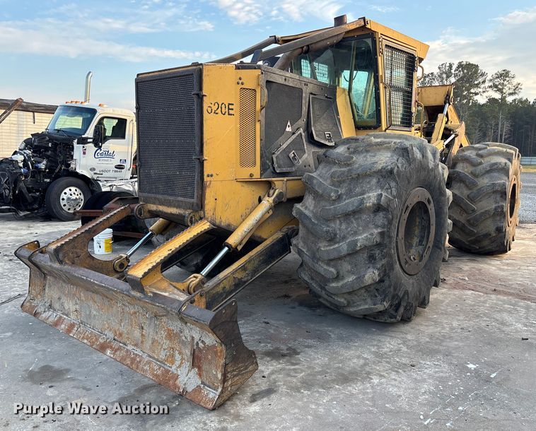 image for item YA1272 2014 Tigercat 620E skidder