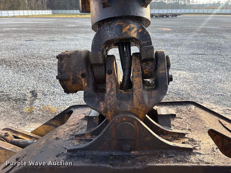 image for item YA1272 2014 Tigercat 620E skidder