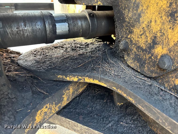 image for item YA1272 2014 Tigercat 620E skidder