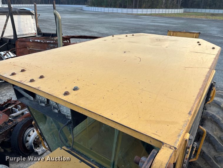 image for item YA1272 2014 Tigercat 620E skidder