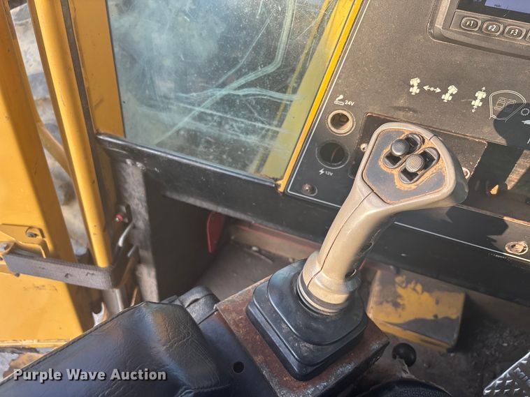 image for item YA1272 2014 Tigercat 620E skidder