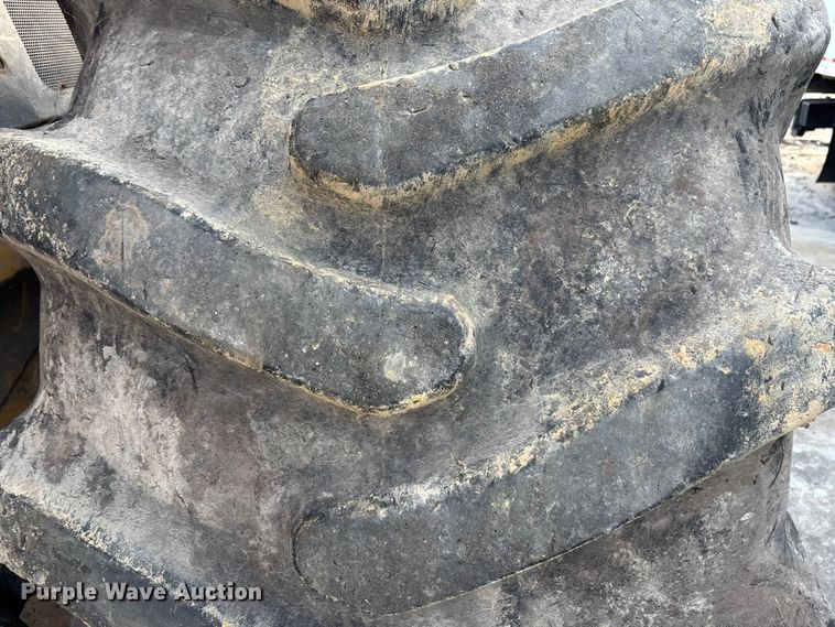 image for item YA1272 2014 Tigercat 620E skidder