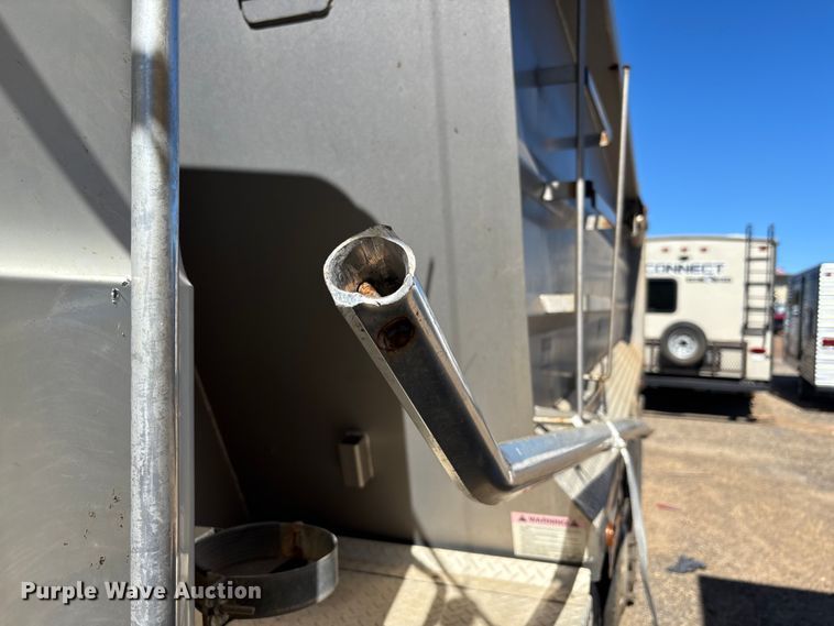 image for item YA1372 2021 Mack Granite dump truck