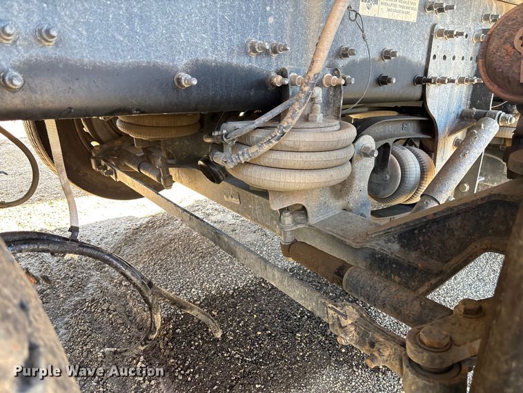 image for item YA1372 2021 Mack Granite dump truck