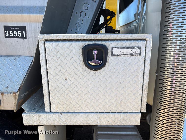 image for item YA1372 2021 Mack Granite dump truck