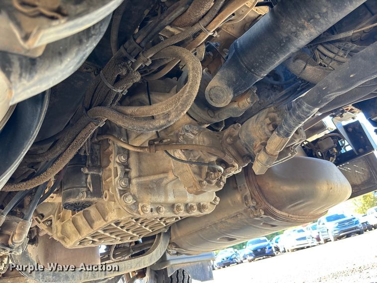 image for item YA1372 2021 Mack Granite dump truck