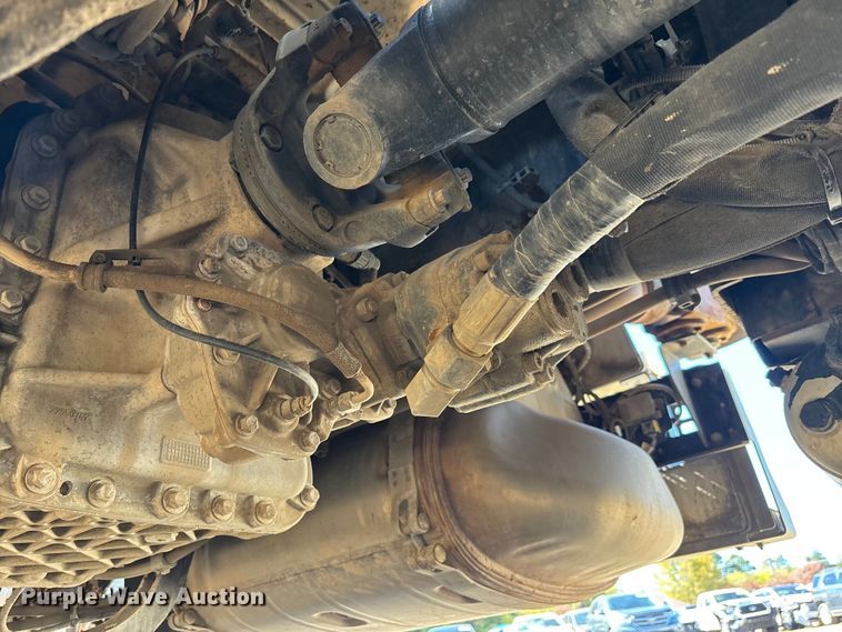 image for item YA1372 2021 Mack Granite dump truck