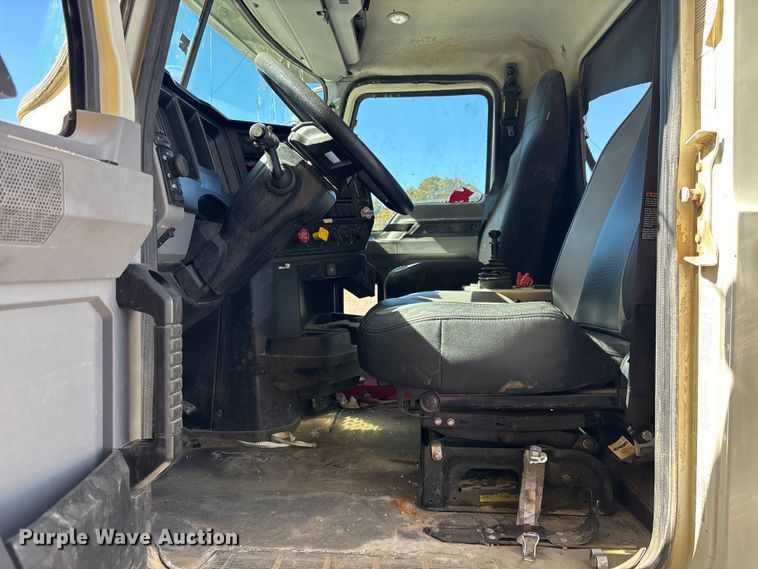 image for item YA1372 2021 Mack Granite dump truck