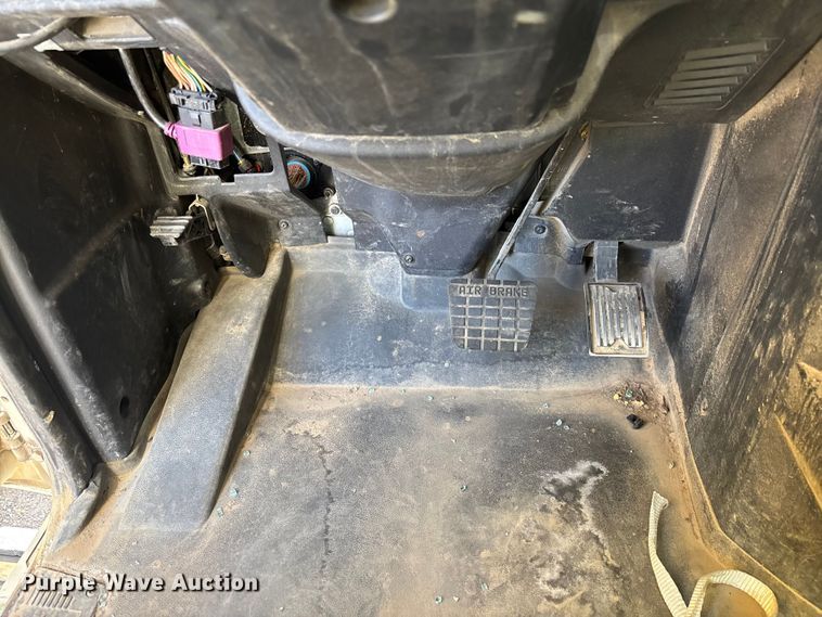 image for item YA1372 2021 Mack Granite dump truck