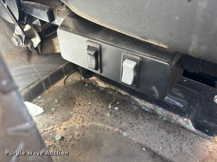 image for item YA1372 2021 Mack Granite dump truck