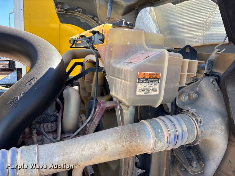 image for item YA1372 2021 Mack Granite dump truck