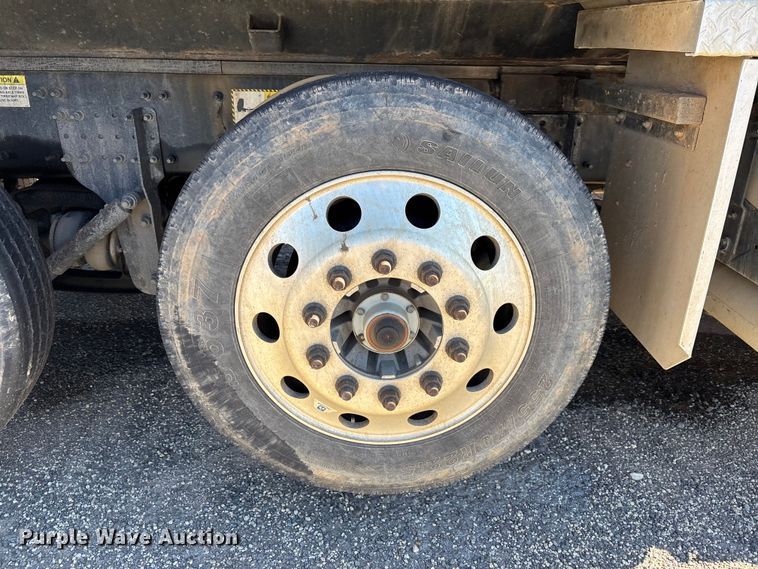 image for item YA1372 2021 Mack Granite dump truck