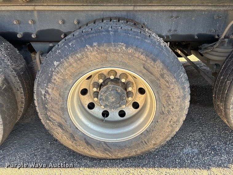 image for item YA1372 2021 Mack Granite dump truck