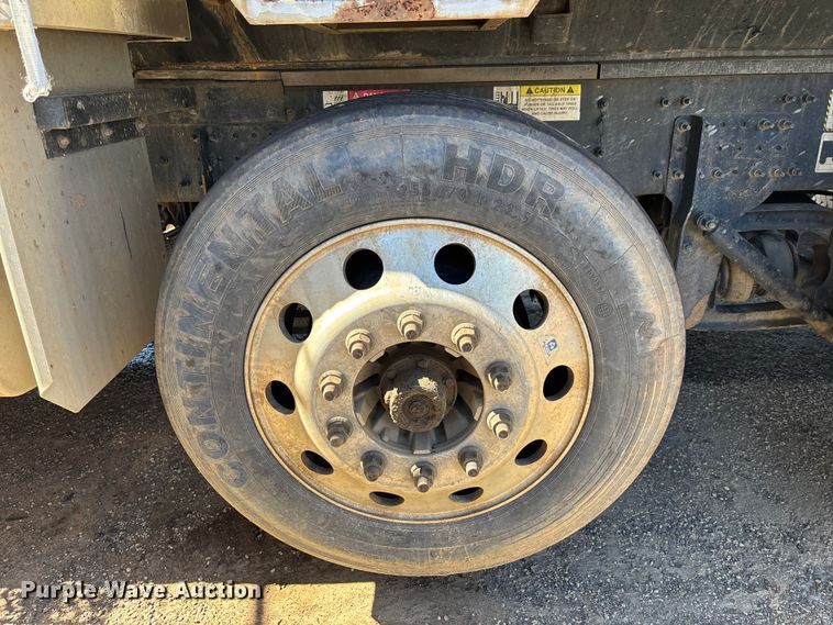 image for item YA1372 2021 Mack Granite dump truck