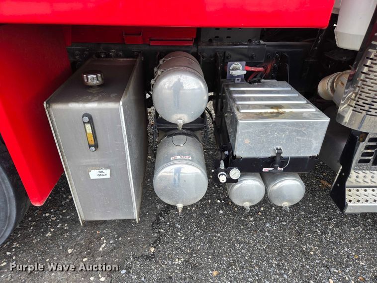 image for item YA1425 2023 Mack Granite dump truck