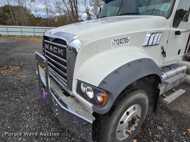 image for item YA1425 2023 Mack Granite dump truck