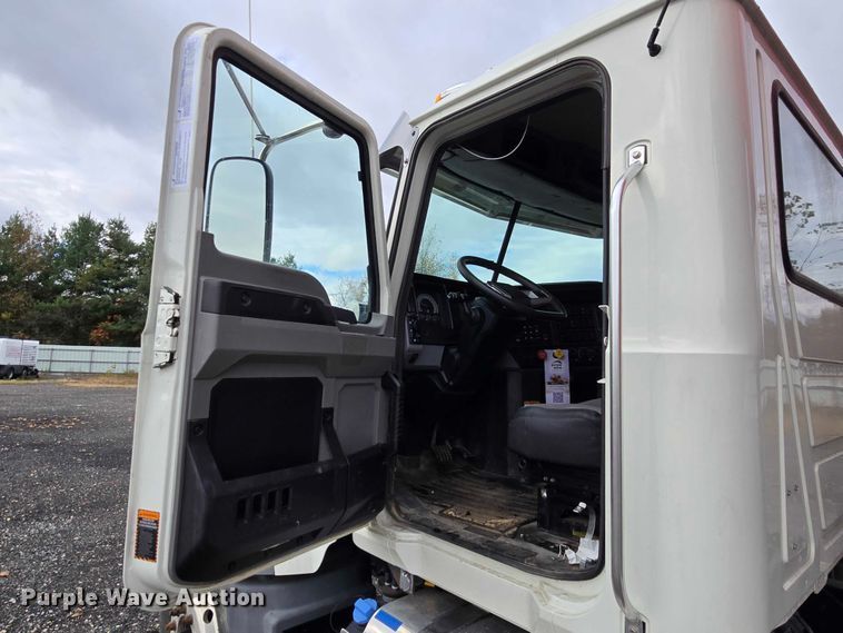 image for item YA1425 2023 Mack Granite dump truck