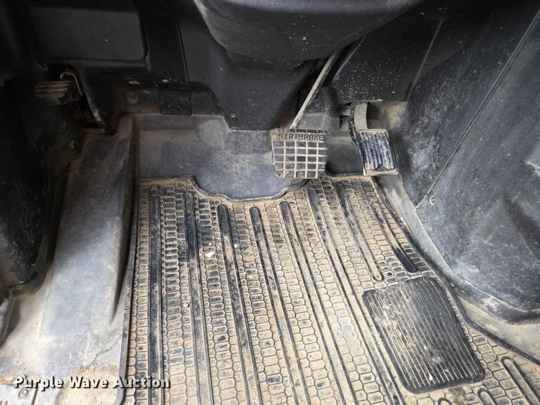 image for item YA1425 2023 Mack Granite dump truck