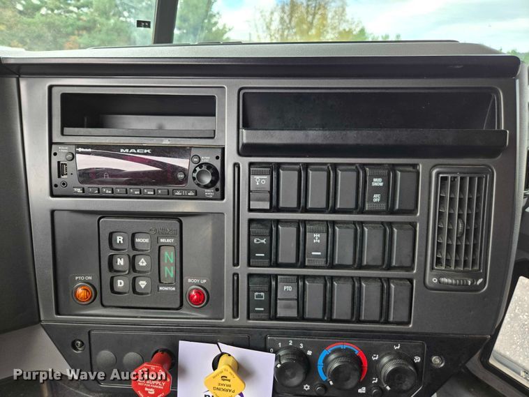 image for item YA1425 2023 Mack Granite dump truck