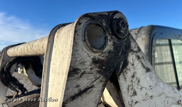 image for item YA1446 2017 Bobcat T595 tracked skid steer loader