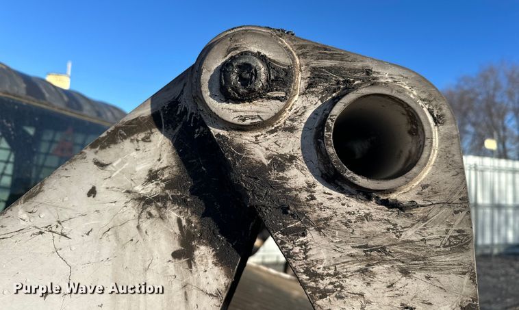 image for item YA1446 2017 Bobcat T595 tracked skid steer loader