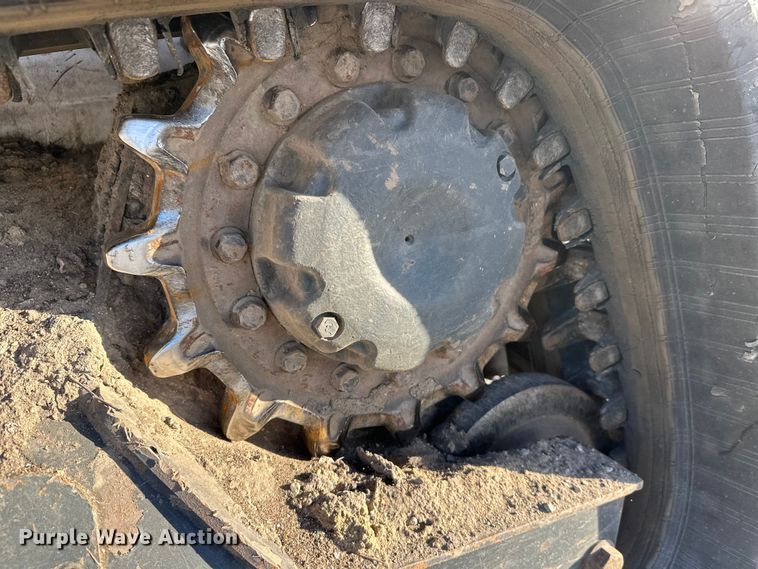 image for item YA1446 2017 Bobcat T595 tracked skid steer loader