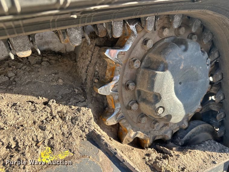 image for item YA1446 2017 Bobcat T595 tracked skid steer loader