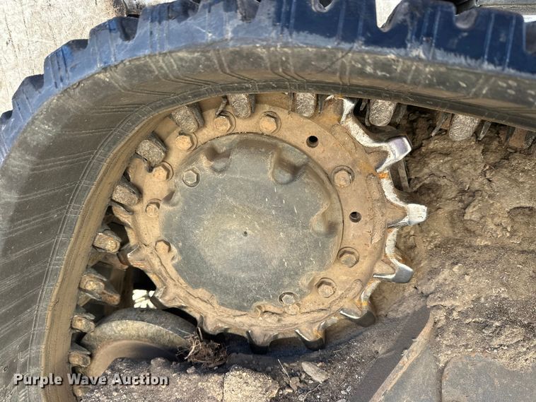 image for item YA1446 2017 Bobcat T595 tracked skid steer loader