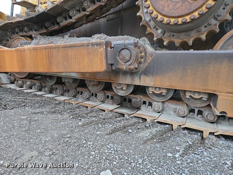 image for item YA1527 Caterpillar D7R dozer