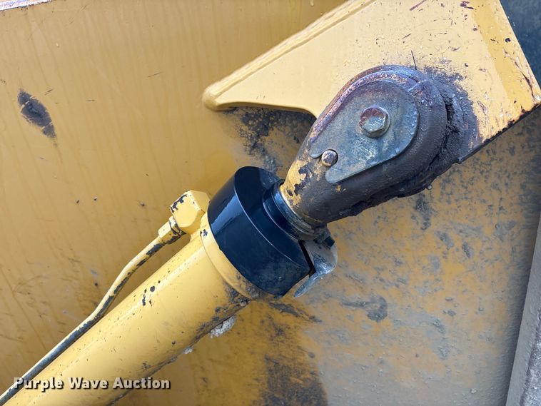 image for item YA1596 2018 Bell B30E articulated haul truck