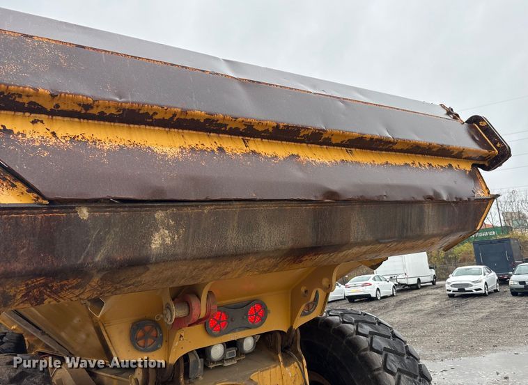 image for item YA1596 2018 Bell B30E articulated haul truck