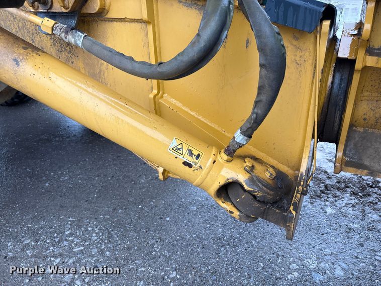 image for item YA1596 2018 Bell B30E articulated haul truck