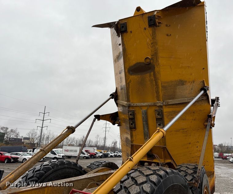 image for item YA1596 2018 Bell B30E articulated haul truck