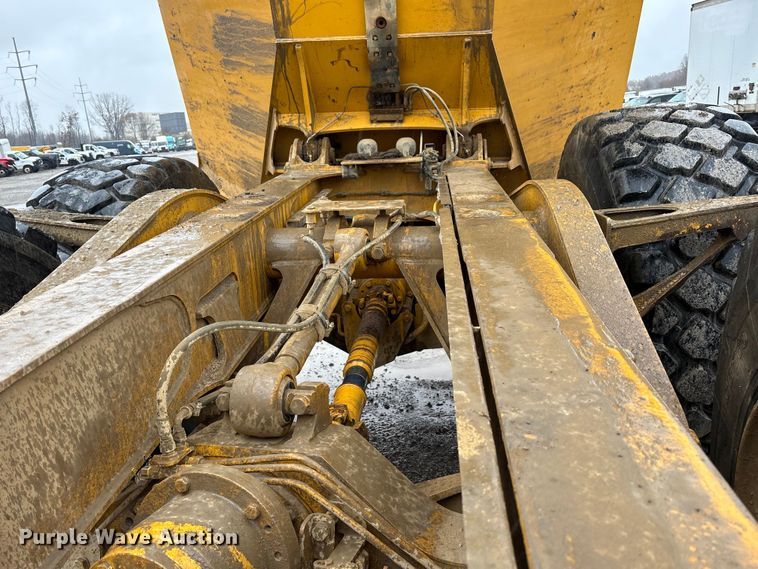 image for item YA1596 2018 Bell B30E articulated haul truck