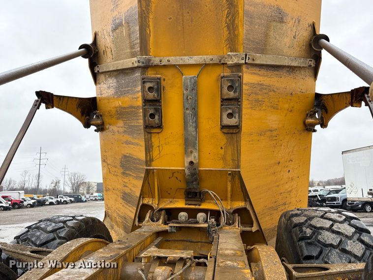 image for item YA1596 2018 Bell B30E articulated haul truck