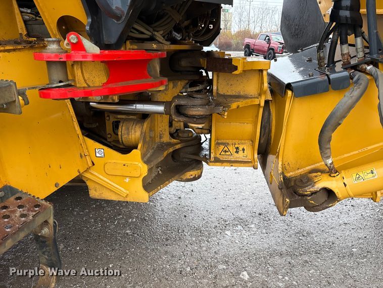 image for item YA1596 2018 Bell B30E articulated haul truck