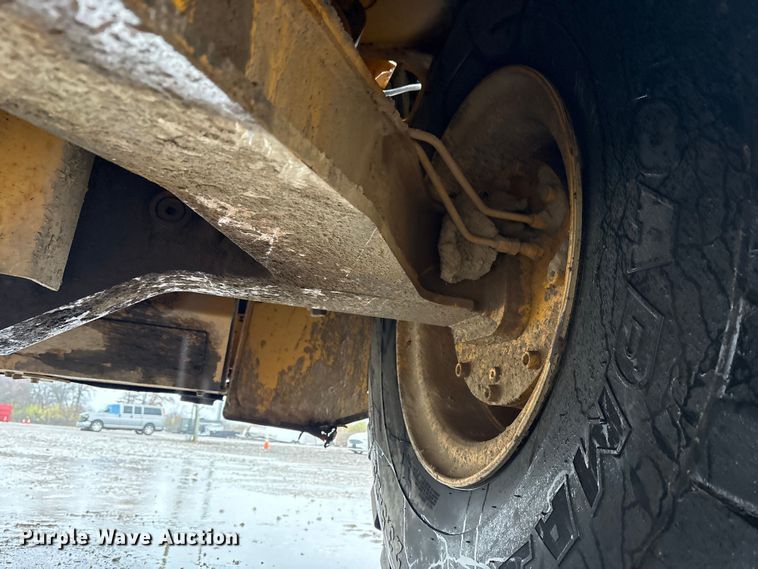 image for item YA1596 2018 Bell B30E articulated haul truck