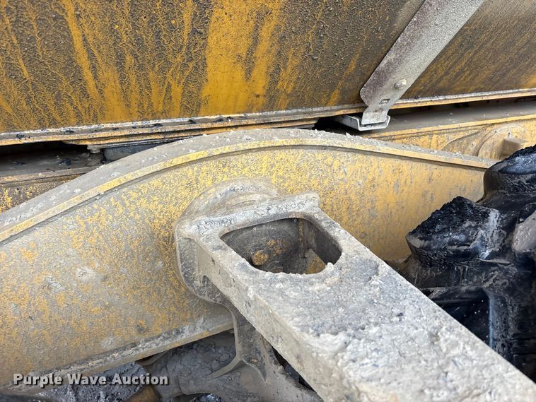 image for item YA1596 2018 Bell B30E articulated haul truck