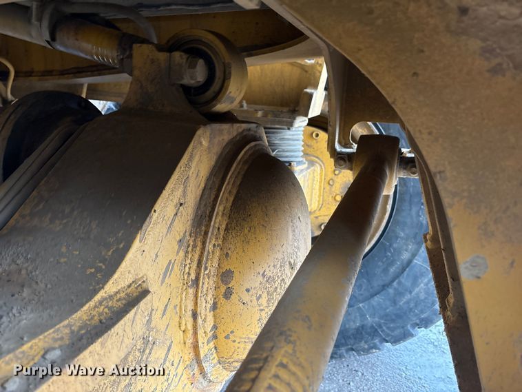 image for item YA1596 2018 Bell B30E articulated haul truck