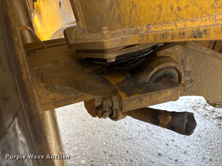 image for item YA1596 2018 Bell B30E articulated haul truck